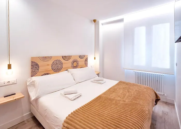 Akura Apartment, Con Aire Acondicionado شقة *