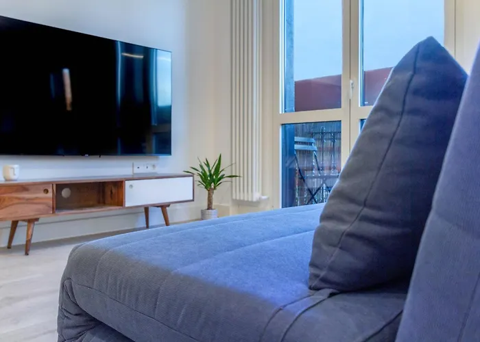 Akura Apartment, Con Aire Acondicionado شقة