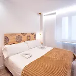 Akura Apartment, Con Aire Acondicionado 公寓 *